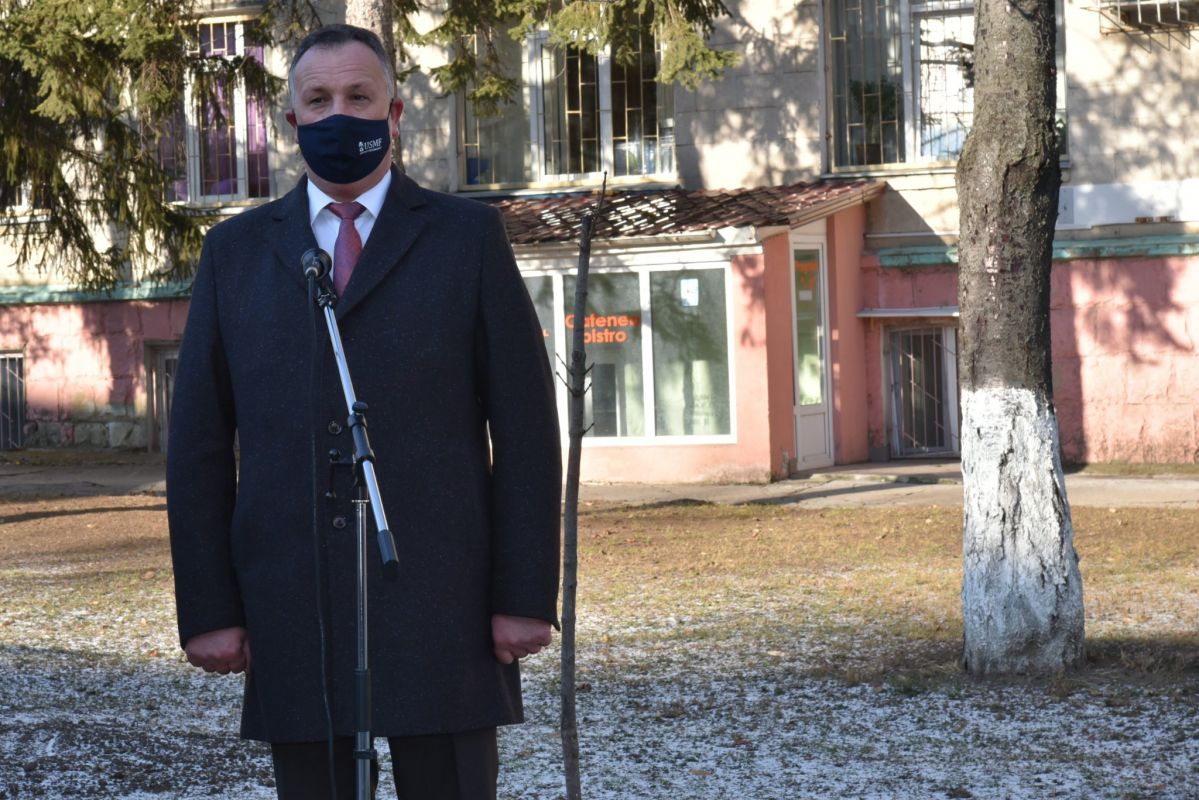 bust Gheorghe Paladi